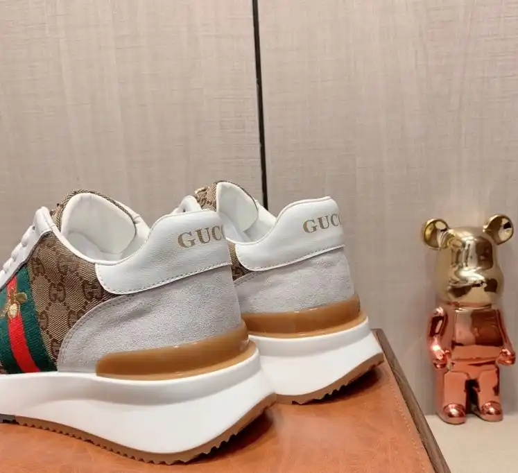 hype Gucci Sneakers