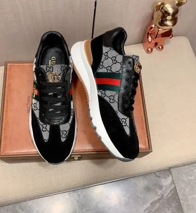 hype Gucci Sneakers