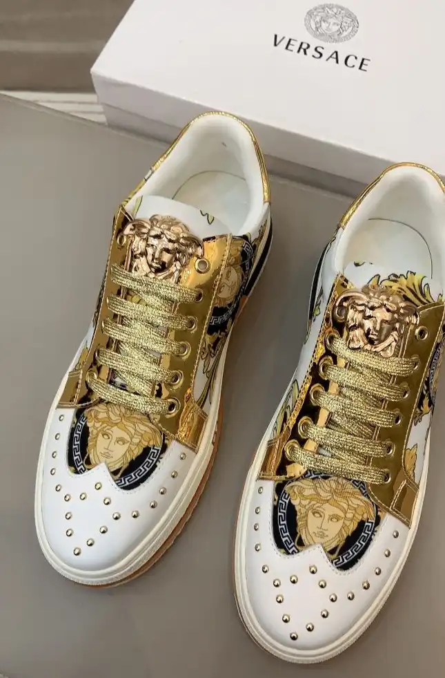 hype Fendi Sneakers