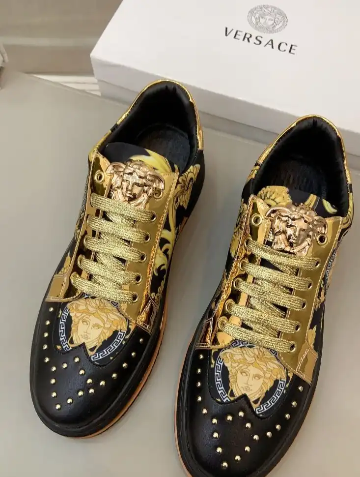 hype Fendi Sneakers