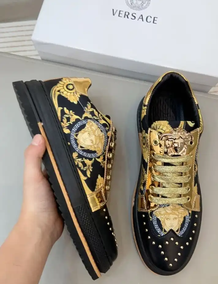 hype Fendi Sneakers