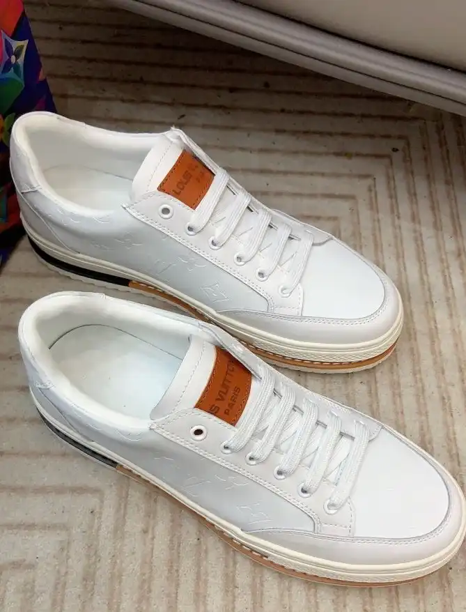 hype Louis Vuitton Sneakers