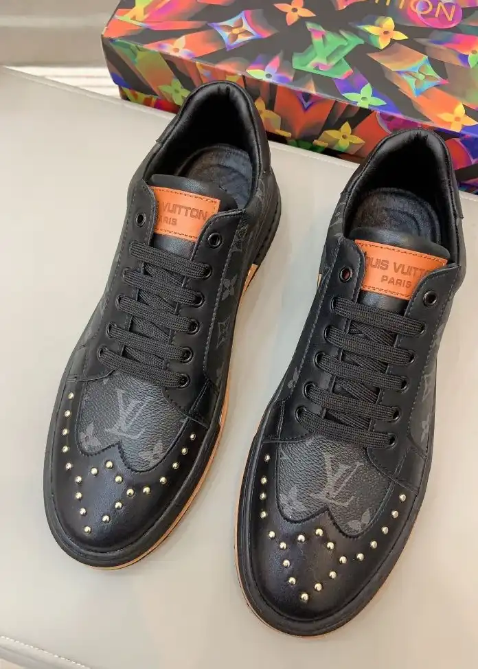 hype Louis Vuitton Sneakers