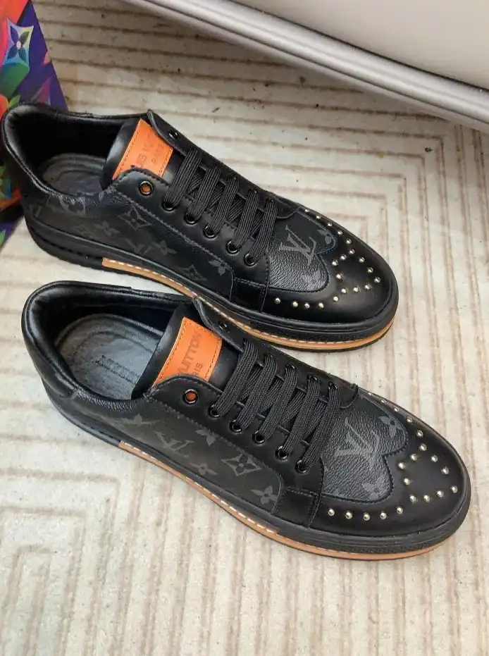 hype Louis Vuitton Sneakers