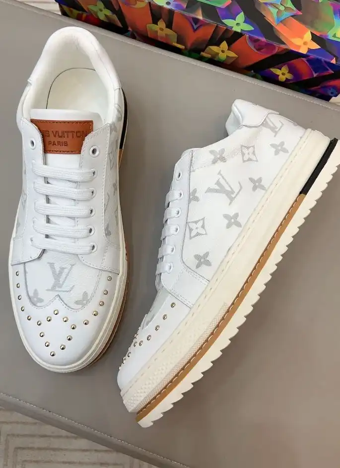 hype Louis Vuitton Sneakers