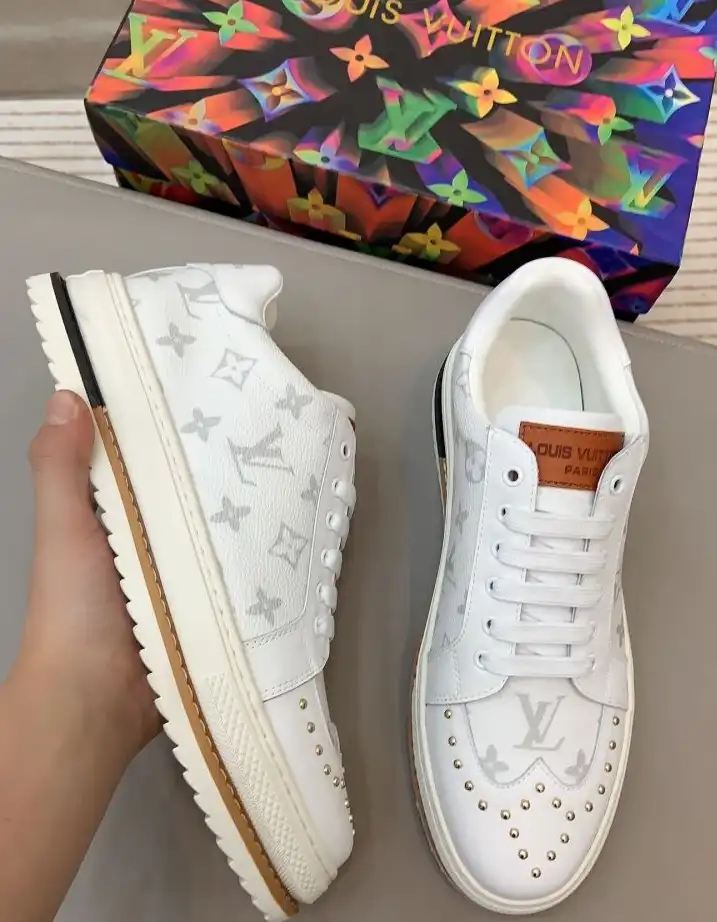 hype Louis Vuitton Sneakers