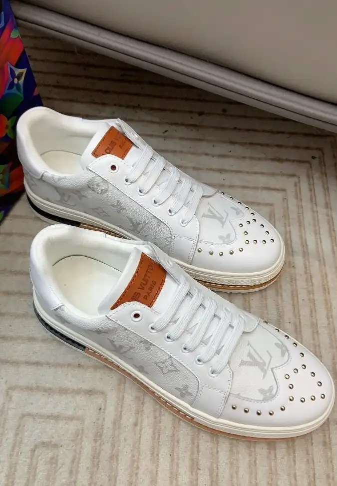 hype Louis Vuitton Sneakers