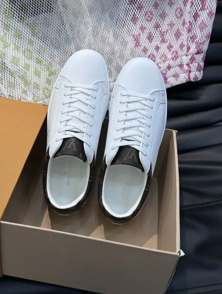 hype Louis Vuitton Sneakers