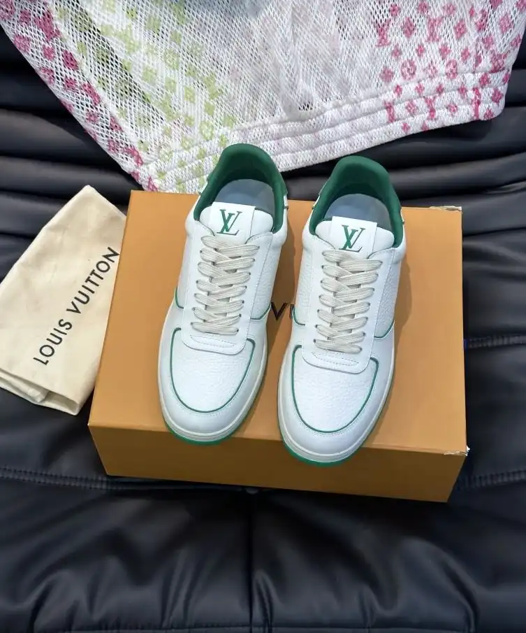 hype Louis Vuitton Sneakers