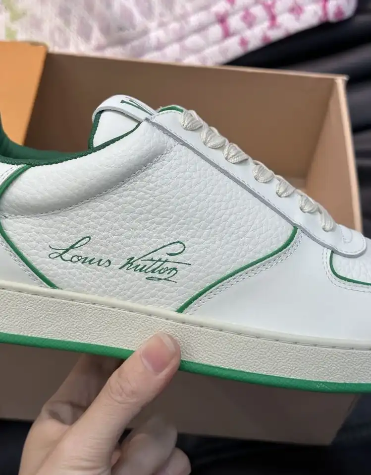 hype Louis Vuitton Sneakers