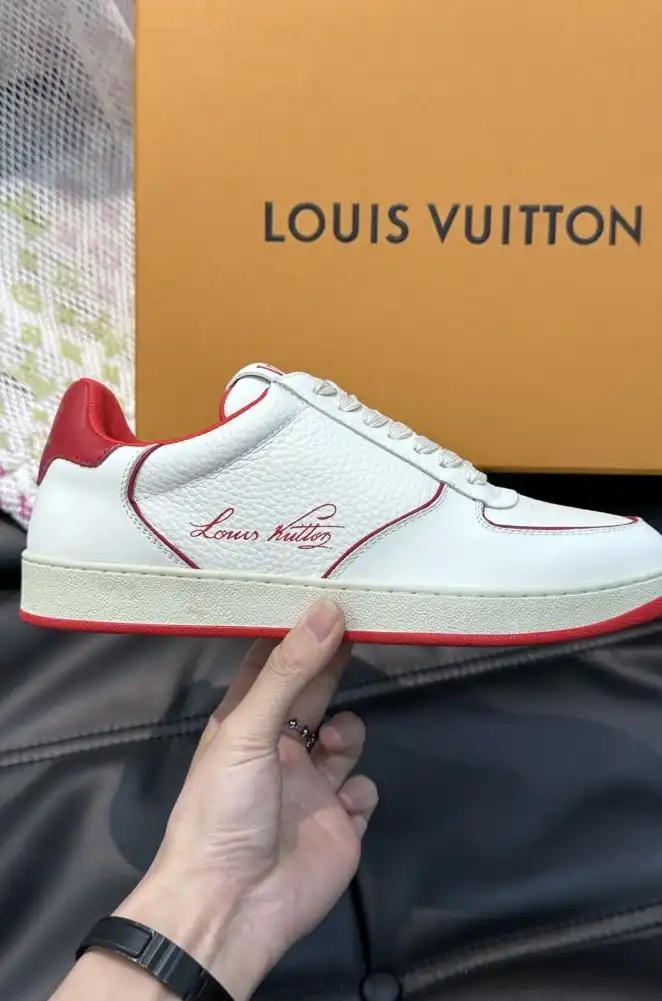 hype Louis Vuitton Sneakers