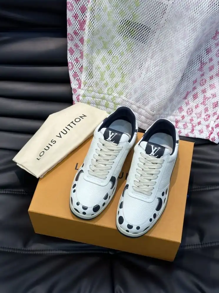 hype Louis Vuitton Sneakers