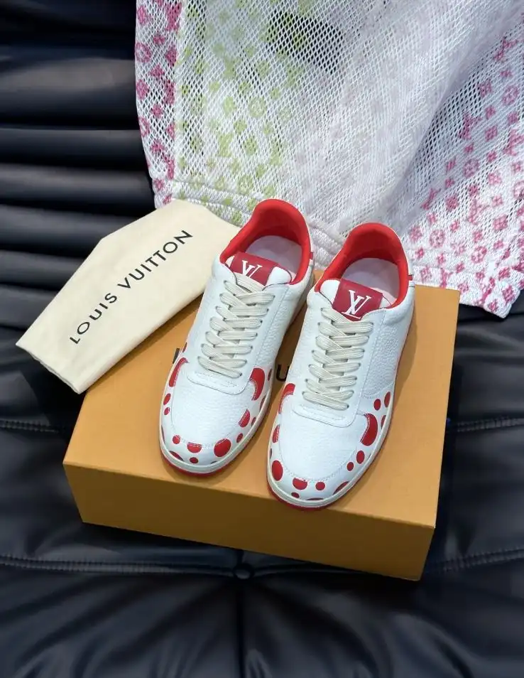 hype Louis Vuitton Sneakers