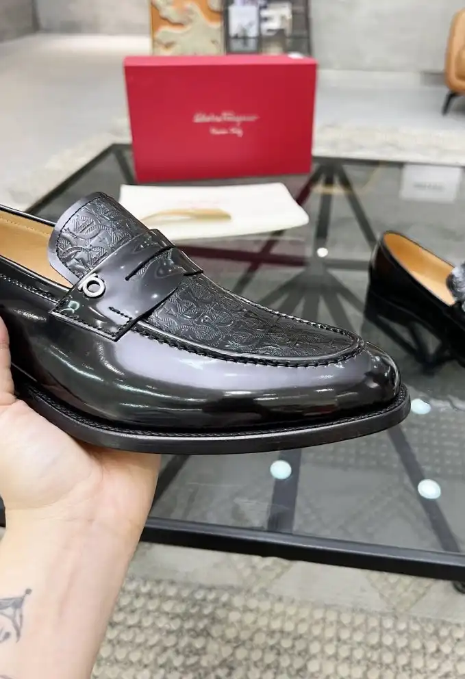 hype Ferragamo Leather Shoes