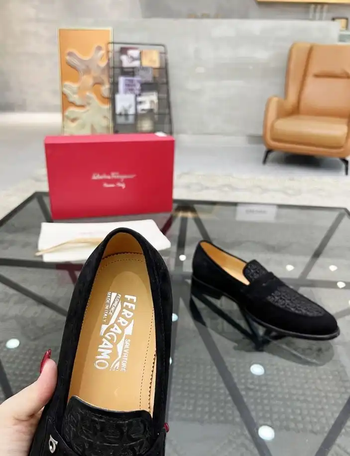 hype Ferragamo Leather Shoes