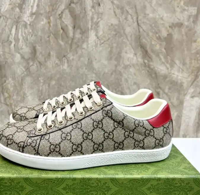 hype Gucci Sneakers