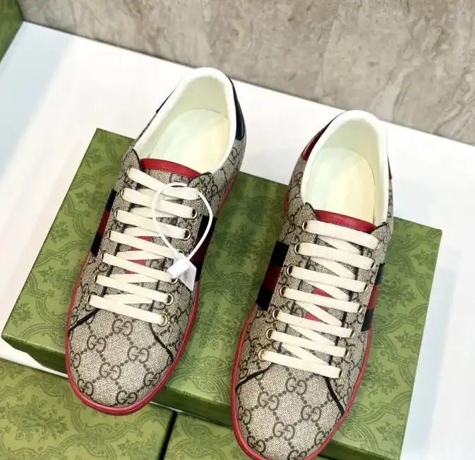 hype Gucci Sneakers