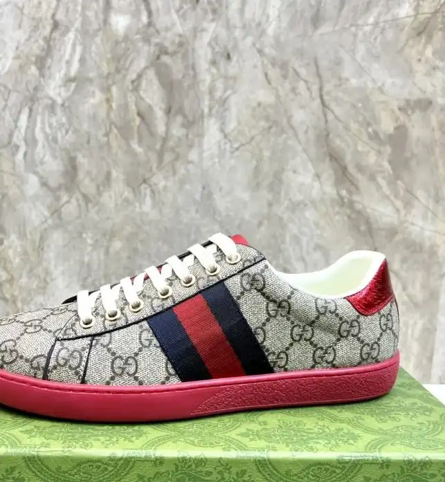 hype Gucci Sneakers