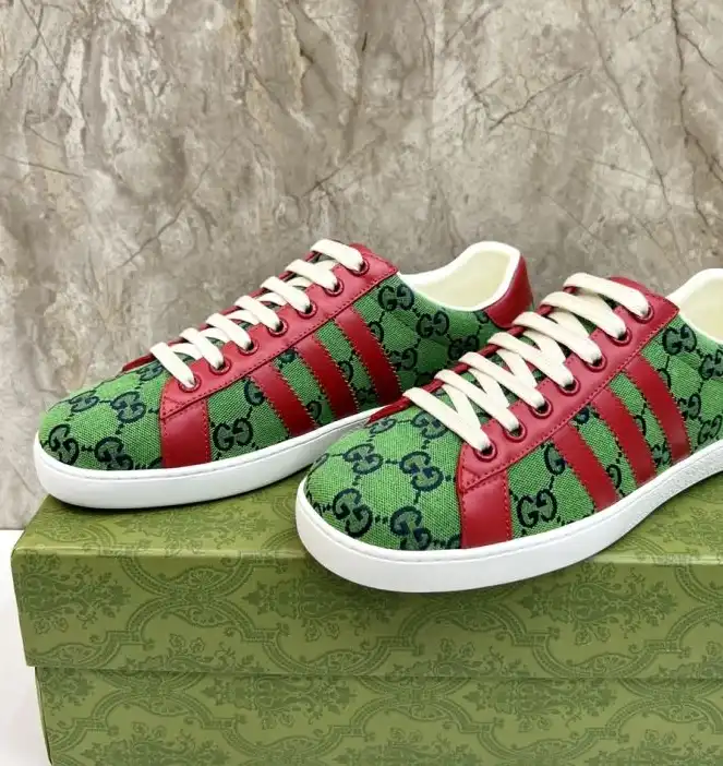 hype Gucci Sneakers