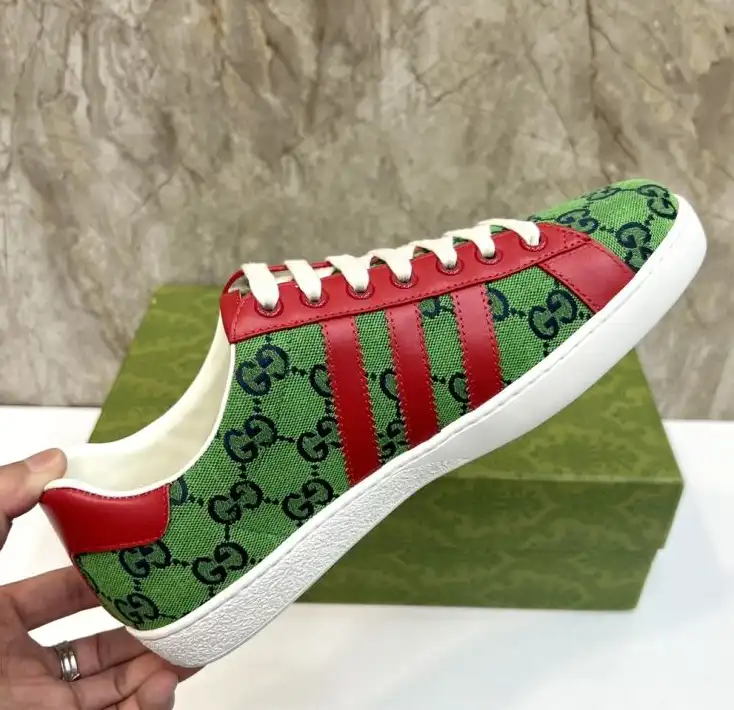 hype Gucci Sneakers