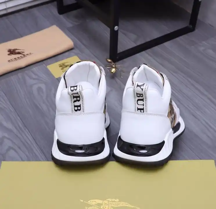 hype Burberry Sneakers