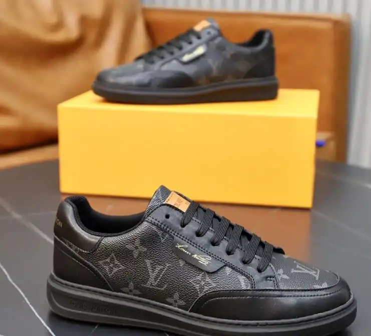 hype Louis Vuitton Sneakers