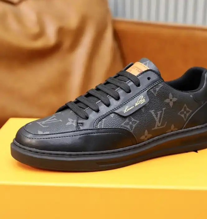 hype Louis Vuitton Sneakers