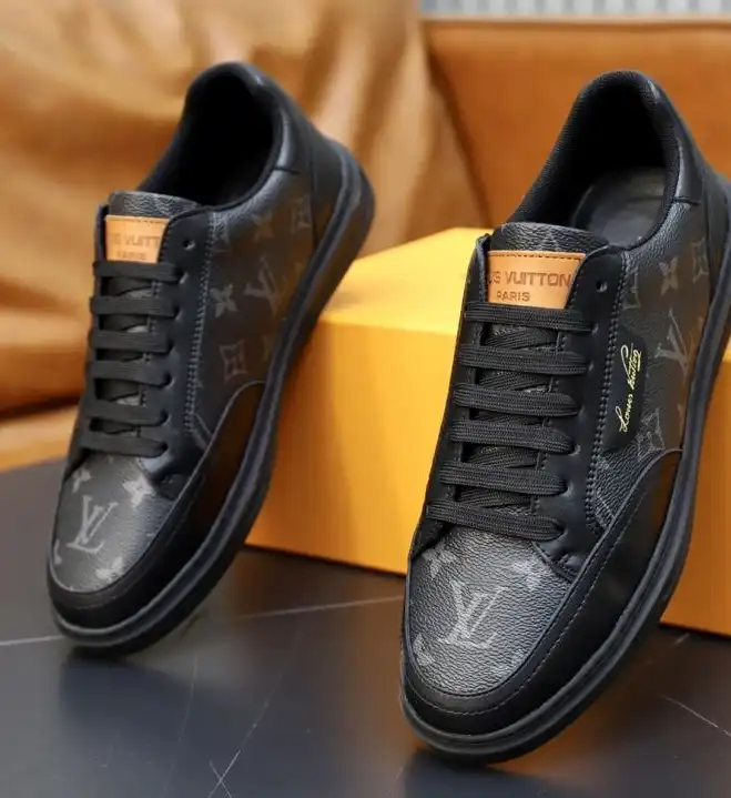 hype Louis Vuitton Sneakers