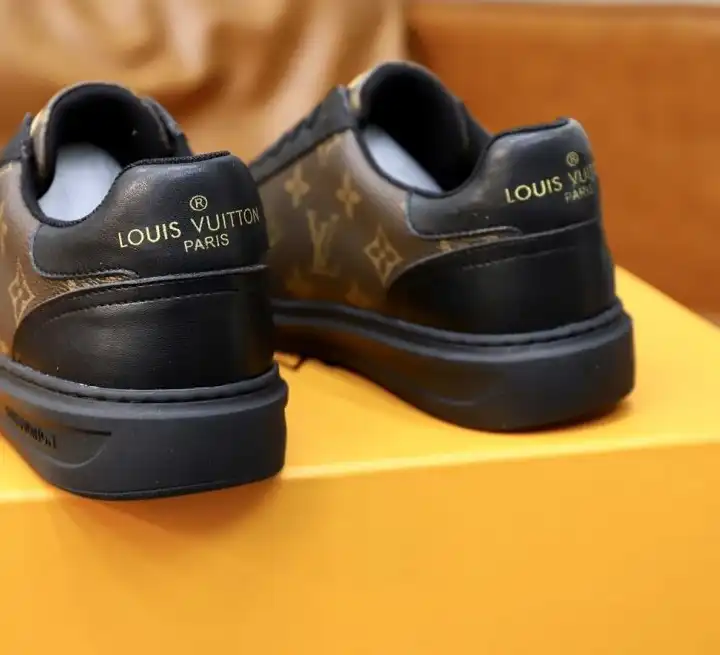 hype Louis Vuitton Sneakers