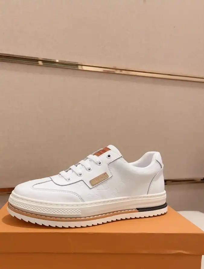 hype Louis Vuitton Sneakers