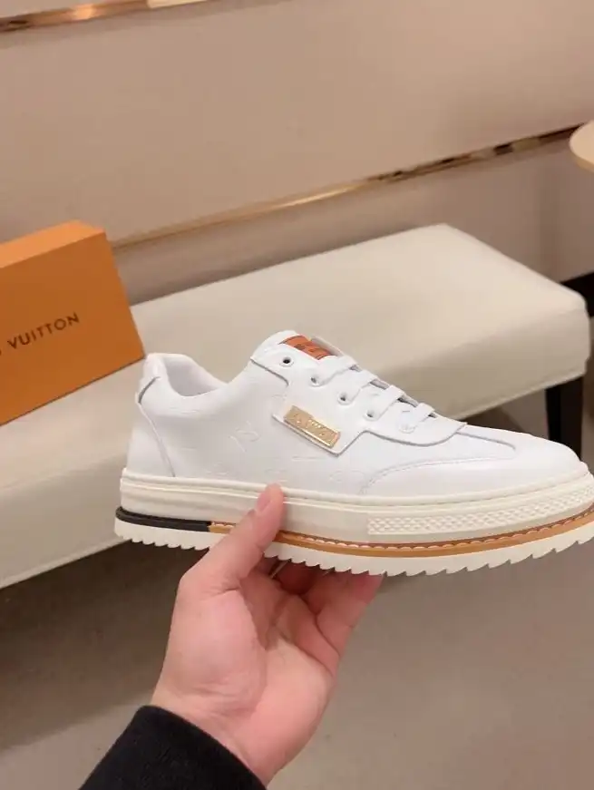 hype Louis Vuitton Sneakers