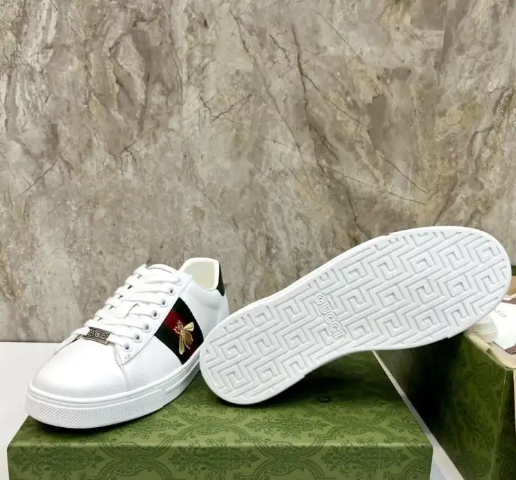 hype Gucci Sneakers