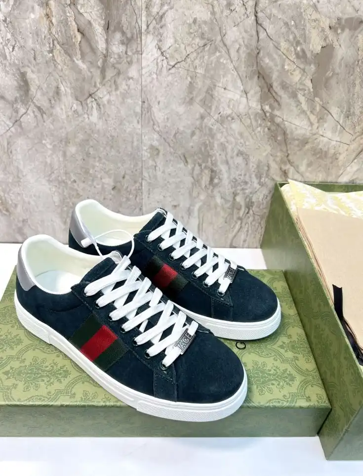 hype Gucci Sneakers