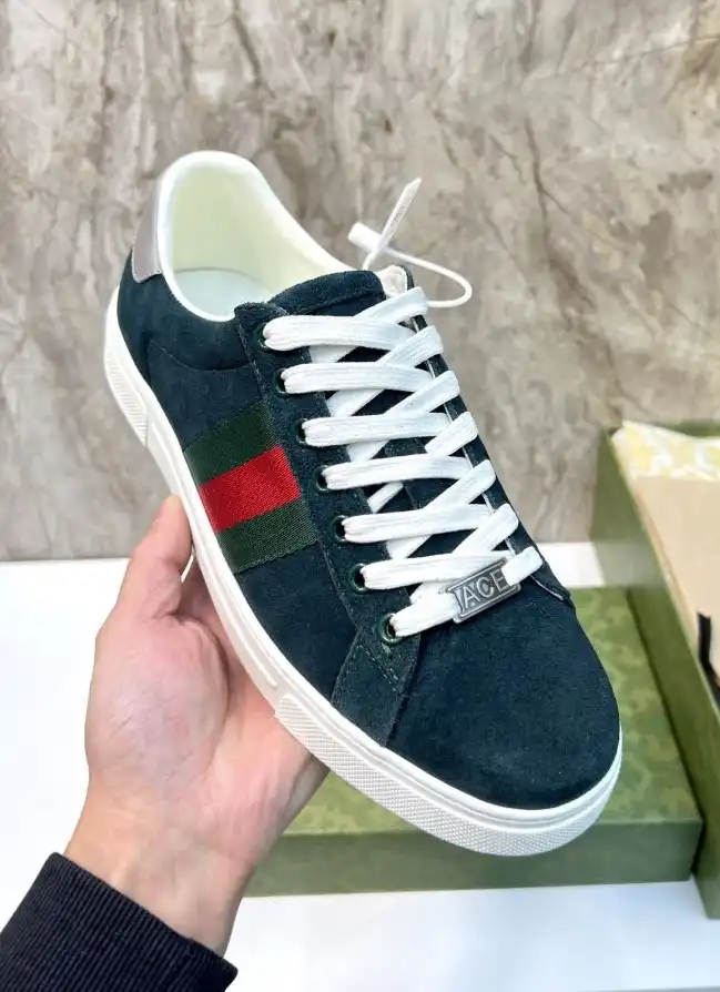 hype Gucci Sneakers