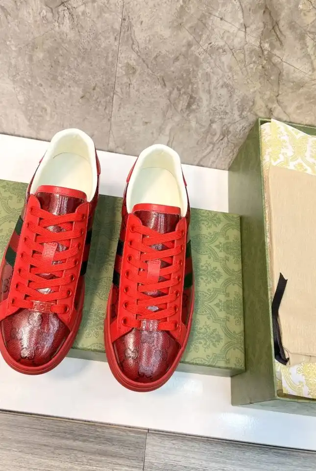 hype Gucci Sneakers