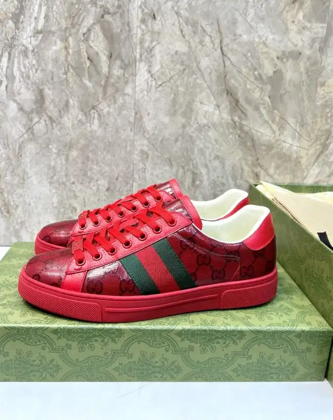 hype Gucci Sneakers