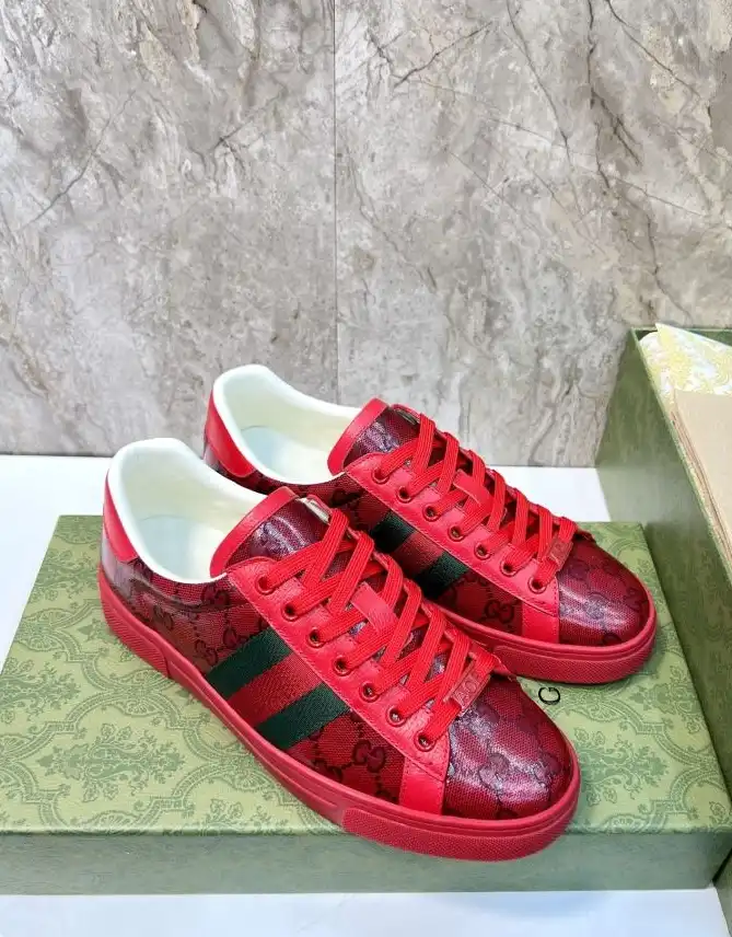 hype Gucci Sneakers