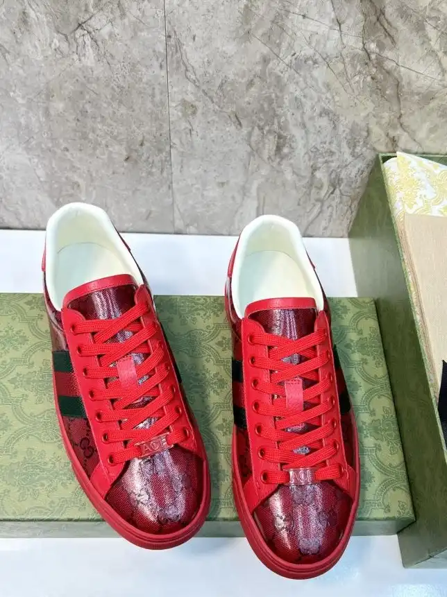 hype Gucci Sneakers