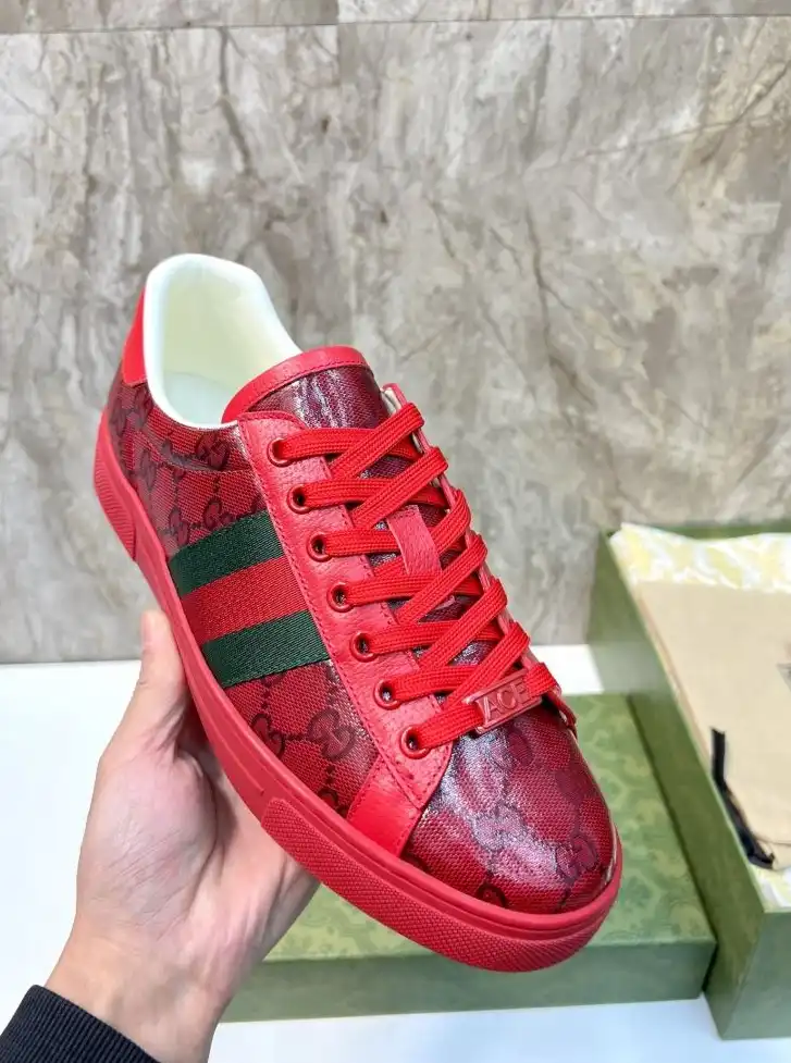 hype Gucci Sneakers