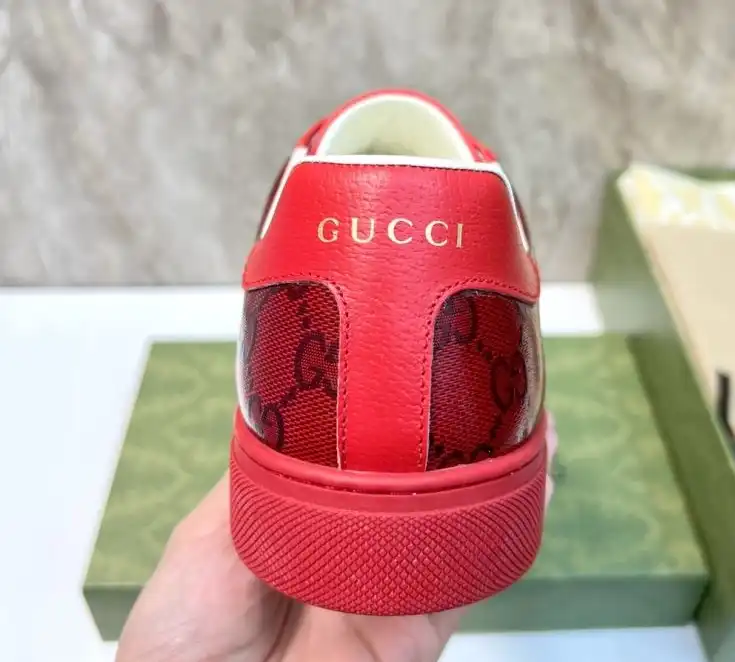 hype Gucci Sneakers