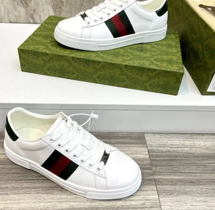 hype Gucci Sneakers