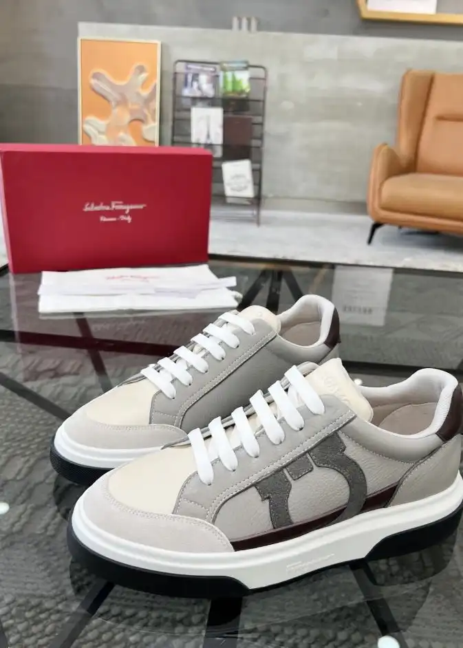 hype Ferragamo Sneakers