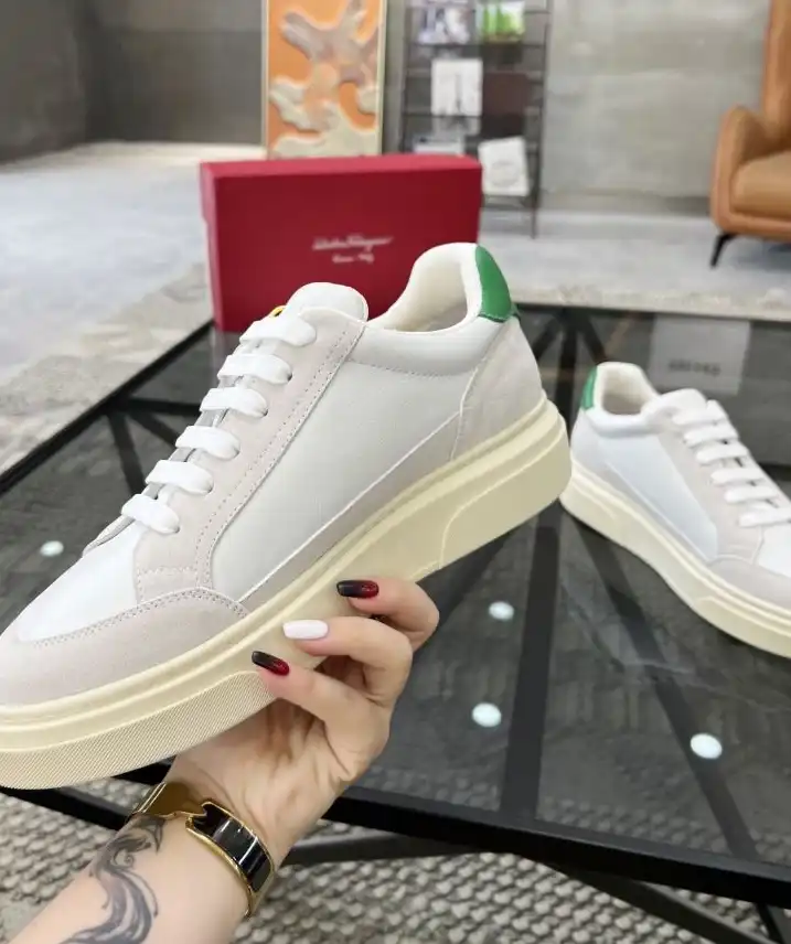 hype Ferragamo Sneakers