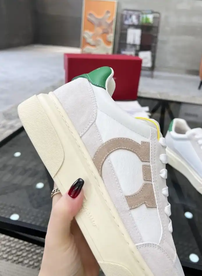 hype Ferragamo Sneakers