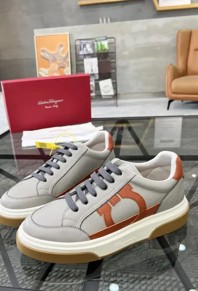 hype Ferragamo Sneakers