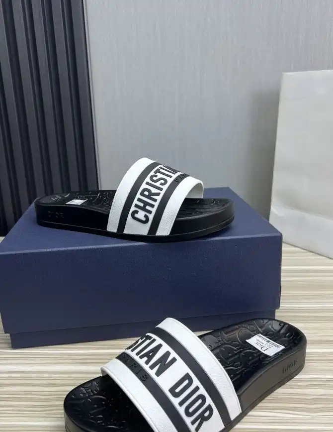 hype Christian Dior Slippers