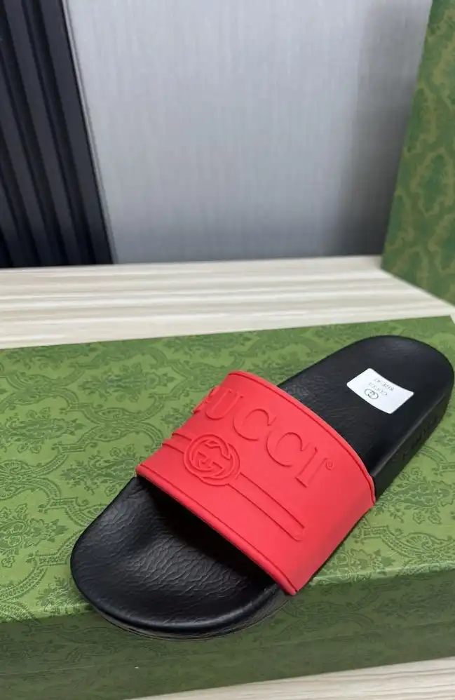 hype Gucci Slippers