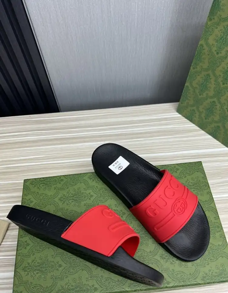 hype Gucci Slippers