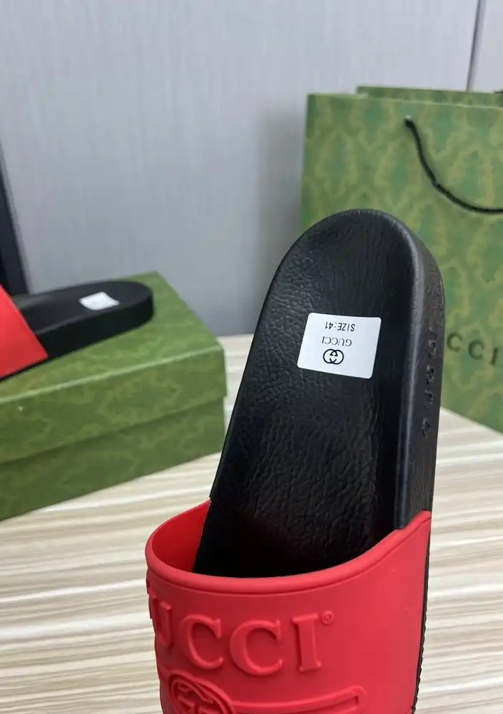 hype Gucci Slippers