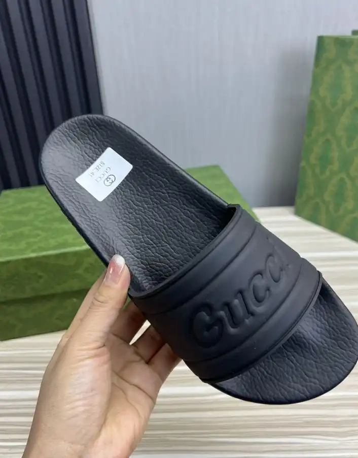 hype Gucci Slippers